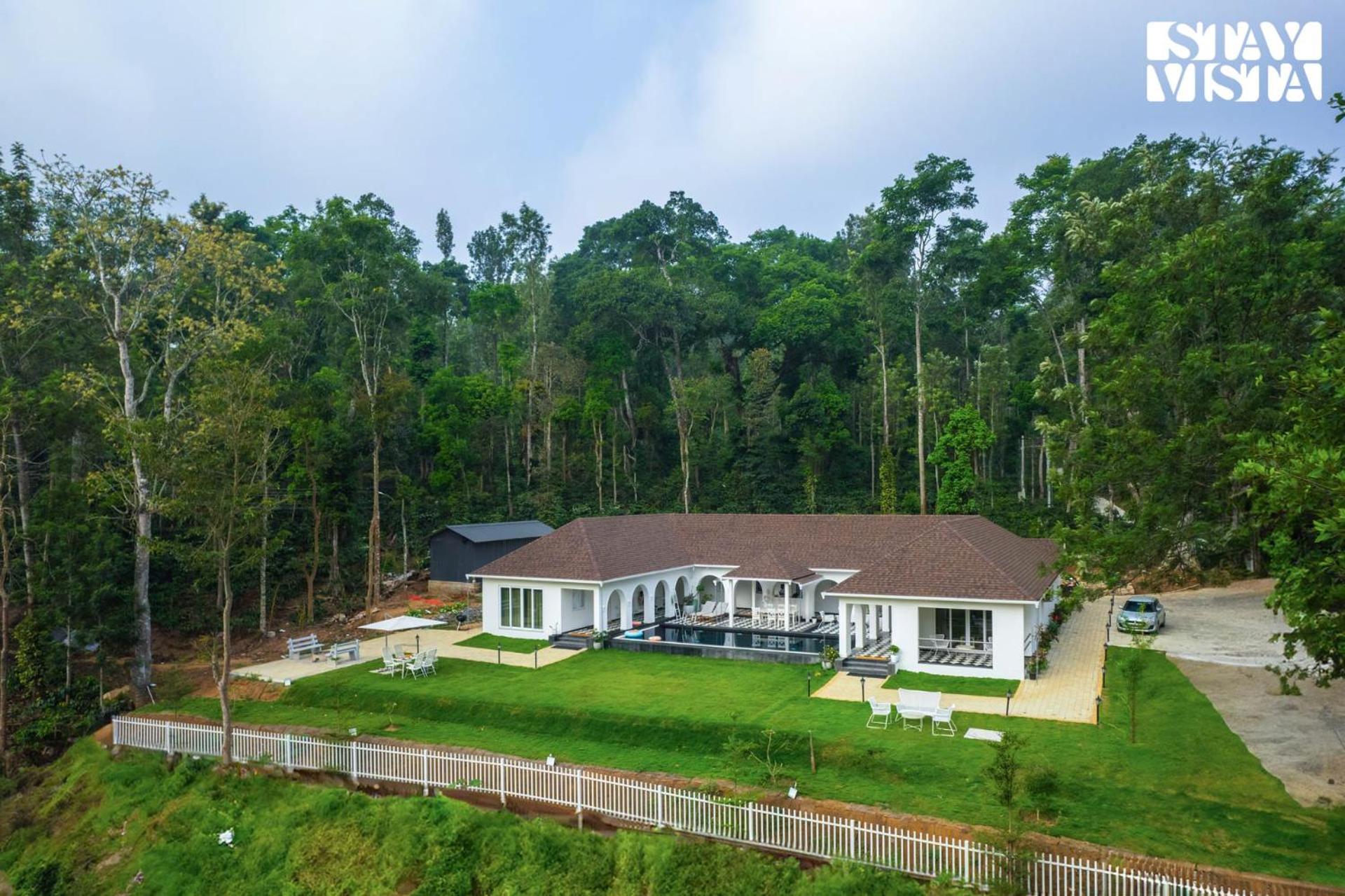 Stayvista At Mudra Manor Coorg Temperature Controlled Pool Villa Madikeri Luaran gambar