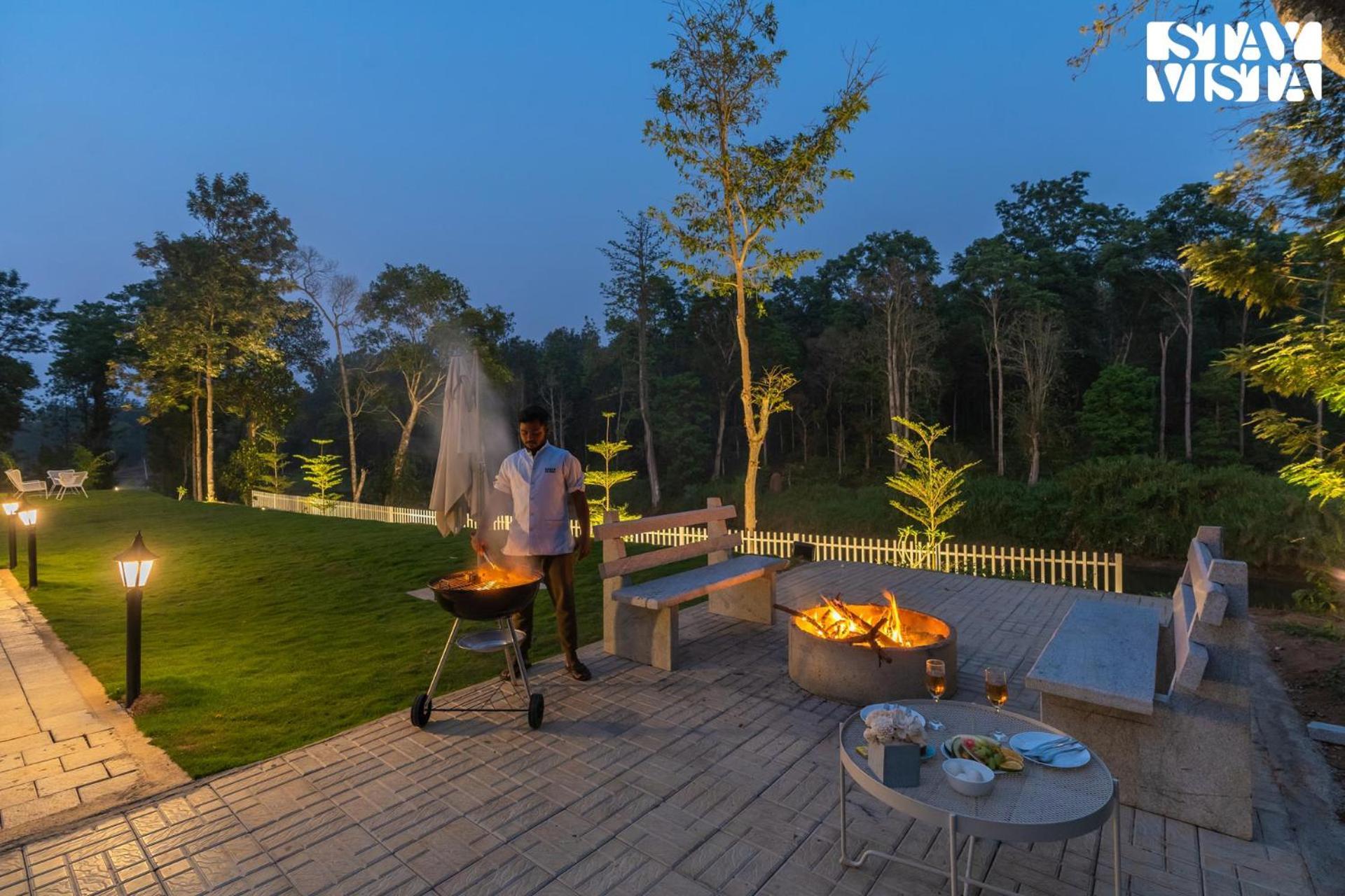 Stayvista At Mudra Manor Coorg Temperature Controlled Pool Villa Madikeri Luaran gambar